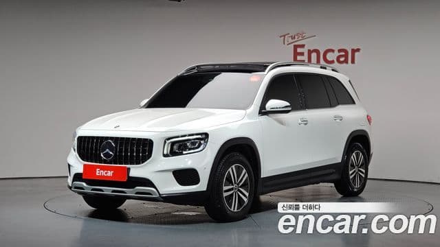 Mercedes-Benz GLB-Class 2021 — Şəkil 13/20
