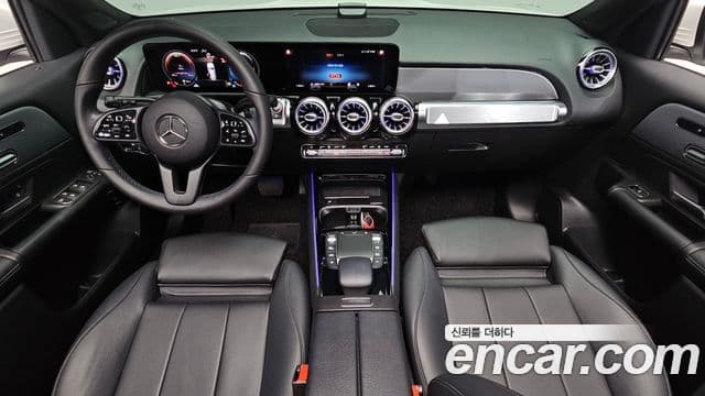 Mercedes-Benz GLB-Class 2021 — Şəkil 19/20
