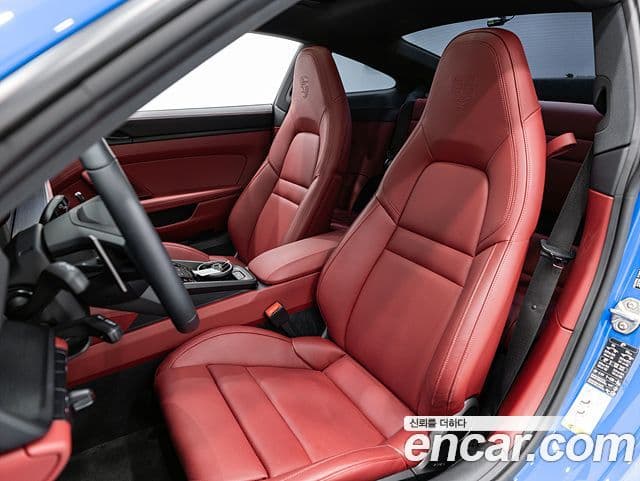 Porsche 911 2023 — Photo 19/19