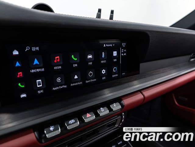 Porsche 911 2023 — Photo 12/19