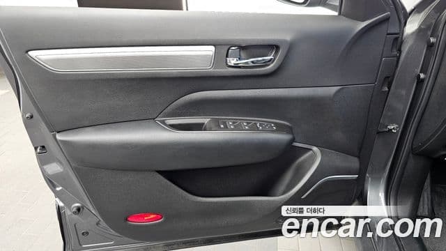 Renault Samsung QM6 2020 — ფოტო 13/32
