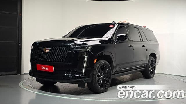 Cadillac Escalade 2021 — ფოტო 19/20