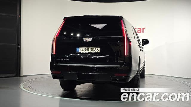 Cadillac Escalade 2021 — ფოტო 1/20