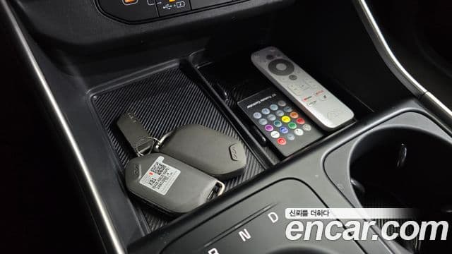 Kia Carnival 2024 — Фото 16/20