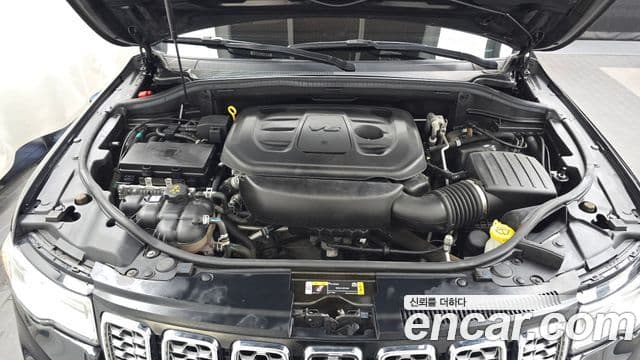 Jeep Grand Cherokee 2021 — Şəkil 37/37