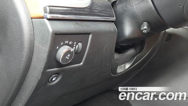 Jeep Grand Cherokee 2021 — Şəkil 25/37