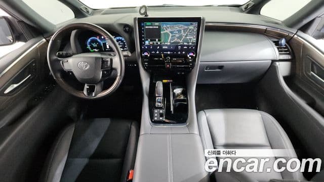 Toyota Alphard 2024 — Фото 7/20