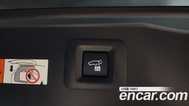 Toyota Alphard 2024 — Фото 17/20