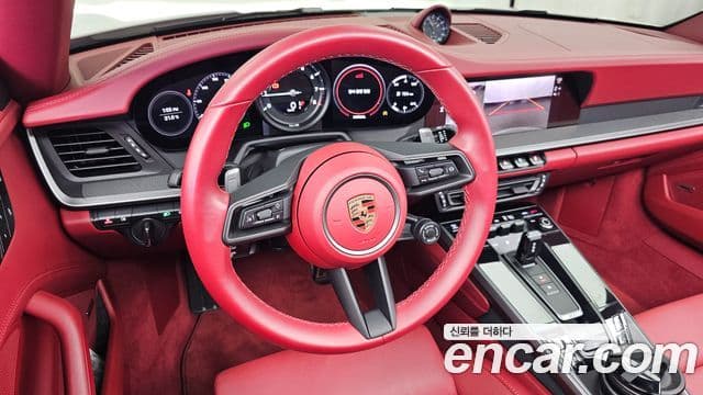 Porsche 911 2023 — ფოტო 23/35