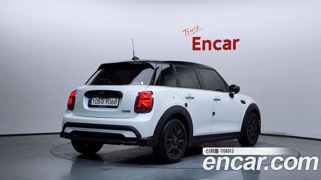 Mini Cooper 2023 — Şəkil 1/32