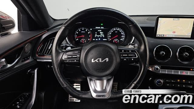 Kia Stinger 2022 — Фото 14/20