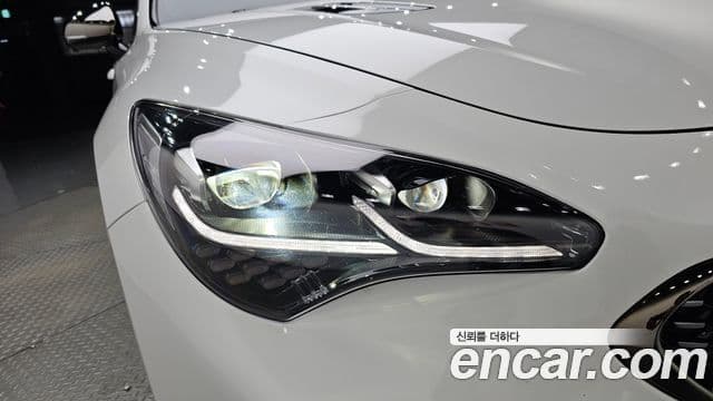 Kia Stinger Meister 2022 — Şəkil 6/31