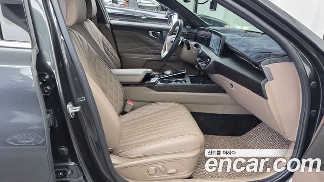 Kia K8 2023 — Photo 13/35