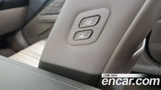 Kia K8 2023 — Photo 8/35