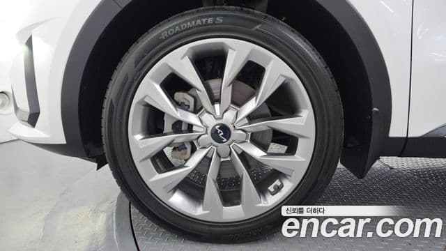 Kia Sorento 2023 — Фото 5/20