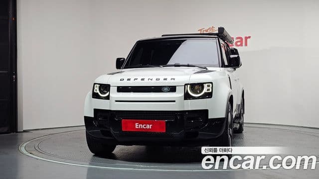 Land Rover Defender 2025 — Фото 3/20