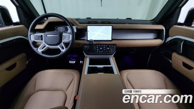 Land Rover Defender 2025 — Фото 7/20