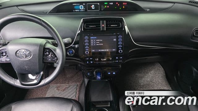 Toyota Prius 2022 — Photo 32/32