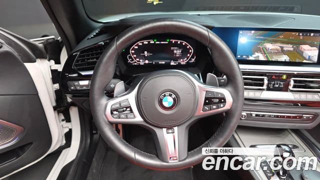 BMW Z4 2023 — Фото 12/20
