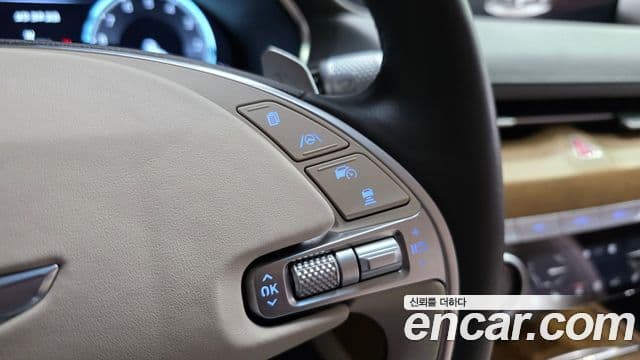 Genesis G80 2022 — ფოტო 28/31