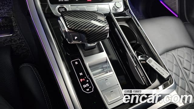 Audi Q7 2025 — Фото 9/20