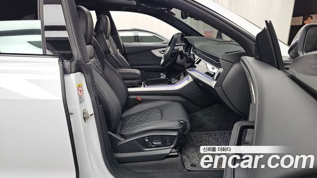 Audi Q7 2025 — Фото 11/20