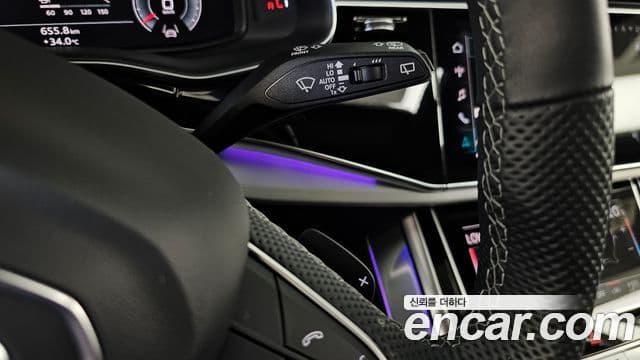 Audi Q8 2025 — Photo 35/36