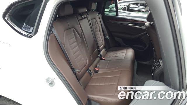 BMW X4 2025 — Фото 12/20