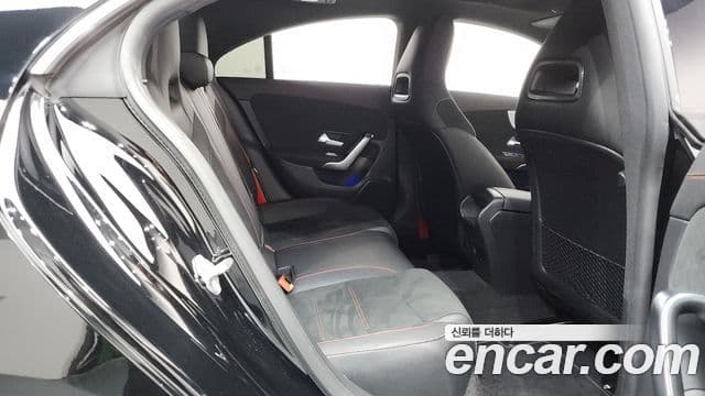 Mercedes-Benz CLA-Class 2021 — Фото 11/20