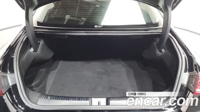 Mercedes-Benz CLA-Class 2021 — Фото 18/20