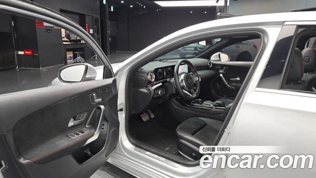 Mercedes-Benz A-Class 2021 — Фото 10/20