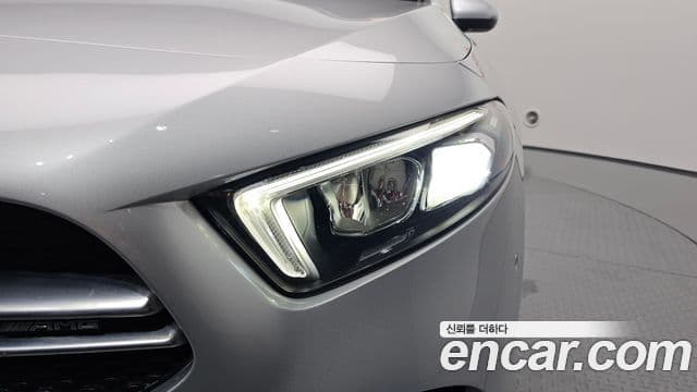 Mercedes-Benz A-Class 2021 — ფოტო 17/32