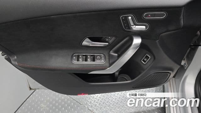 Mercedes-Benz A-Class 2021 — ფოტო 14/32