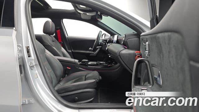 Mercedes-Benz A-Class 2021 — ფოტო 32/32