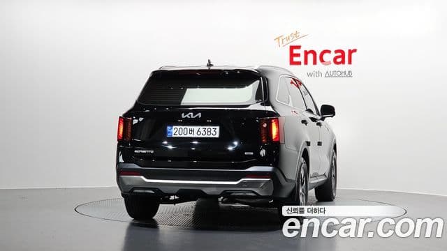 Kia Sorento 2023 — Şəkil 3/30