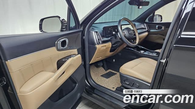 Kia Sorento 2023 — Şəkil 26/30