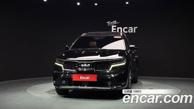 Kia Sorento 2022 — Фото 3/20