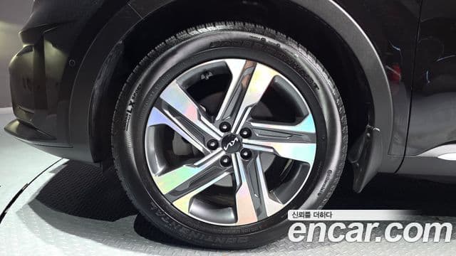 Kia Sorento 2022 — Фото 5/20