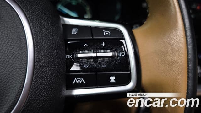Kia Sorento 2022 — Фото 18/20