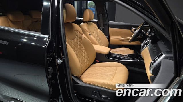 Kia Sorento 2022 — ფოტო 32/35