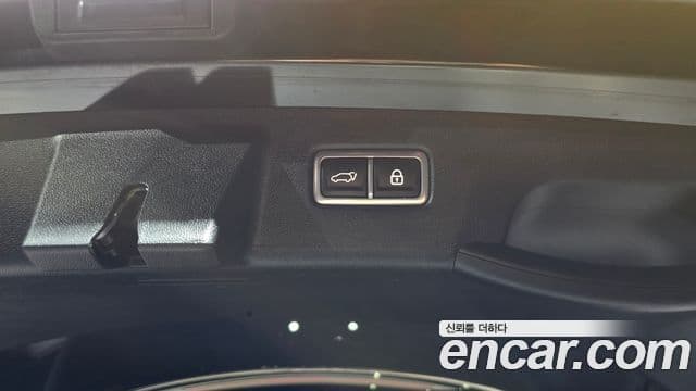 Kia Sorento 2022 — ფოტო 8/35
