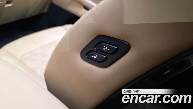 Kia Sorento 2022 — ფოტო 30/35