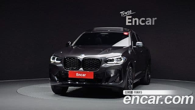 BMW X4 2022 — Фото 3/20