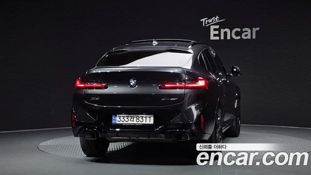 BMW X4 2022 — Фото 4/20