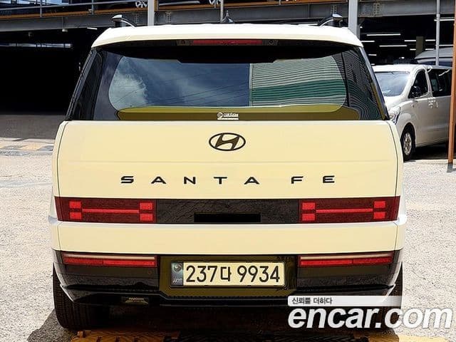 Hyundai Santa Fe 2025 — Фото 2/20