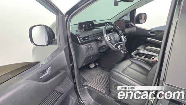 Hyundai Staria 2023 — Фото 11/20