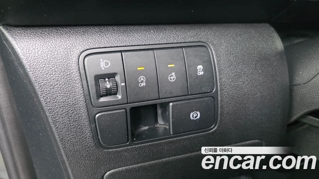 Hyundai Staria 2023 — Фото 13/20