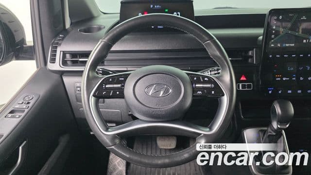 Hyundai Staria 2023 — Фото 14/20