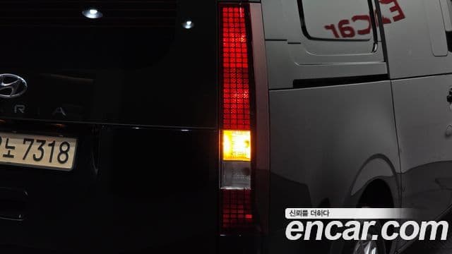 Hyundai Staria 2023 — Şəkil 2/30