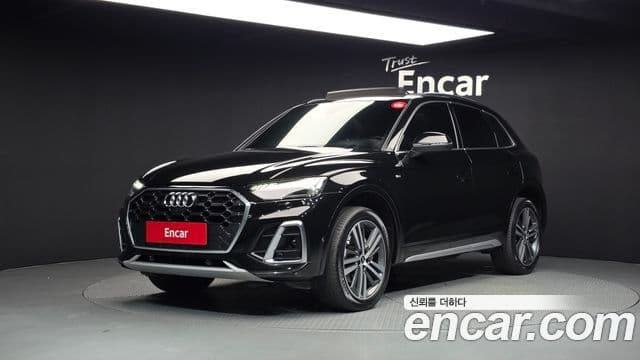 Audi Q5 2021 — Фото 1/20
